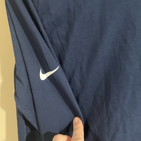 NWOT Nike Dri fit Quaker NFL tee med - Picture 9 of 11